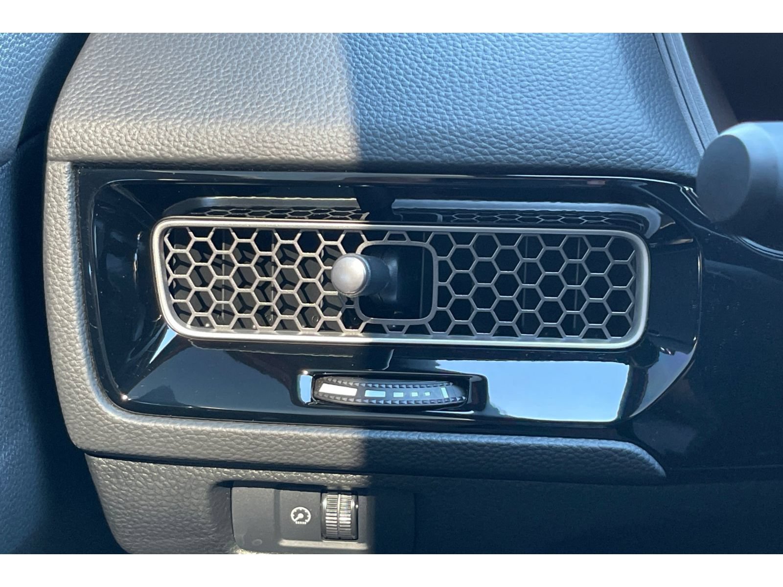 Used 2026 Honda Civic Sport image 27