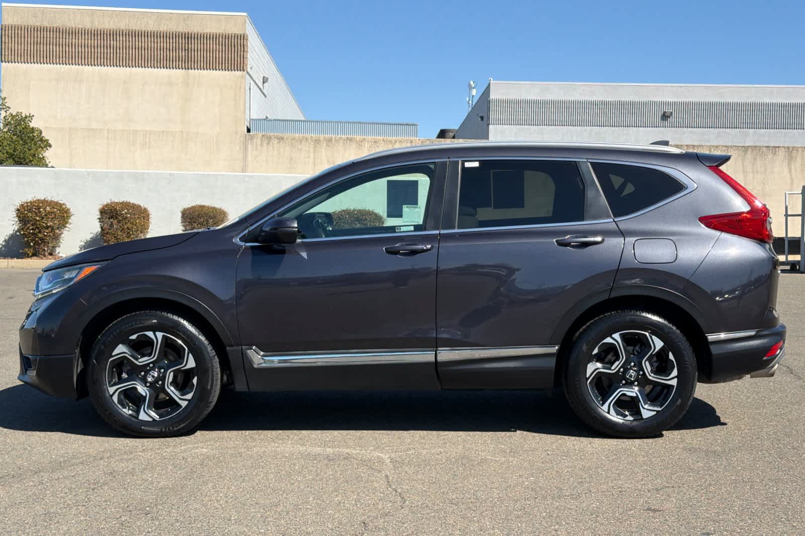 Used 2019 Honda CR-V Touring image 9