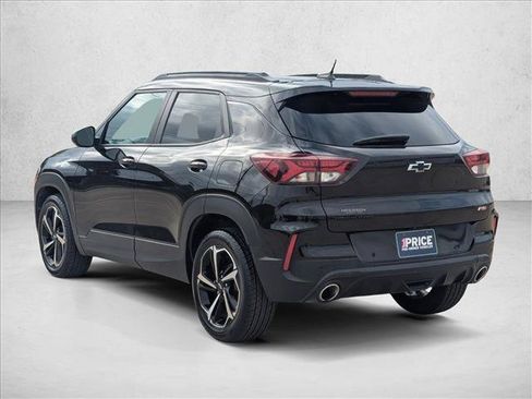 Used 2022 Chevrolet TrailBlazer RS w/ Convenience Package FWD image 8