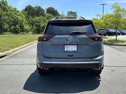 Certified 2025 Nissan Rogue Platinum w/ Platinum Premium Package AWD/4WD image 8
