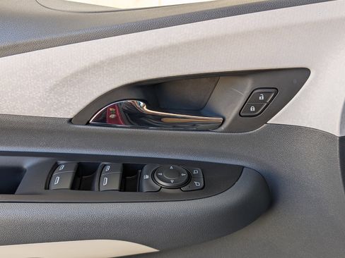 Used 2017 Chevrolet Bolt Premier w/ Driver Confidence II Package image 15