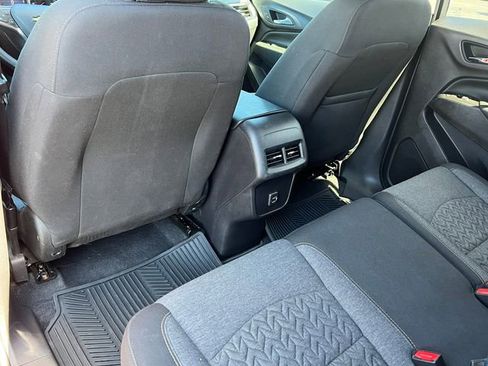 Used 2024 Chevrolet Equinox LT AWD/4WD image 35