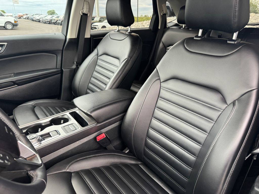 Used 2024 Ford Edge SEL w/ Convenience Package AWD/4WD image 20