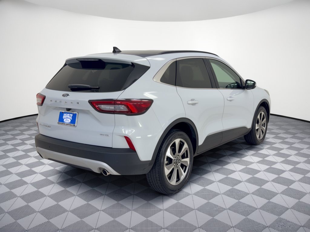 Used 2025 Ford Escape Platinum AWD/4WD image 9