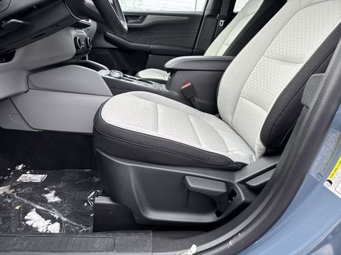 New 2025 Ford Escape Active w/ Cold Weather Package image 13