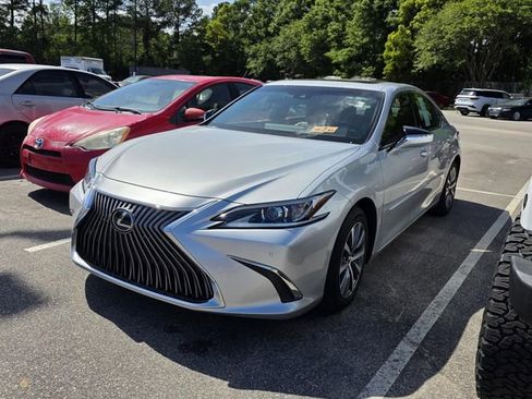 Used 2020 Lexus ES 350 w/ Premium Package image 14