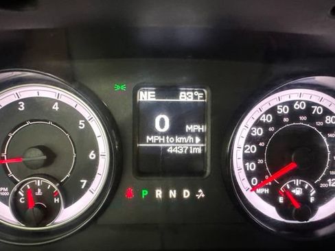 Used 2022 RAM 1500 Classic SLT w/ Protection Group AWD/4WD image 31