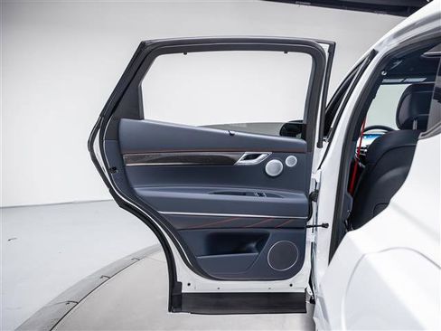 New 2026 Genesis GV80 3.5T e-SC image 39