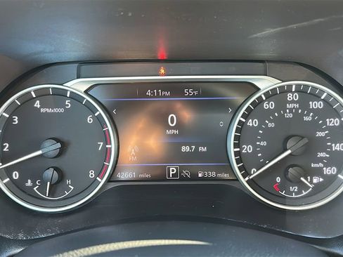 Used 2024 Nissan Sentra SV image 2