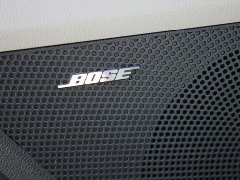 Used 2023 Kia Sorento SX Prestige image 21