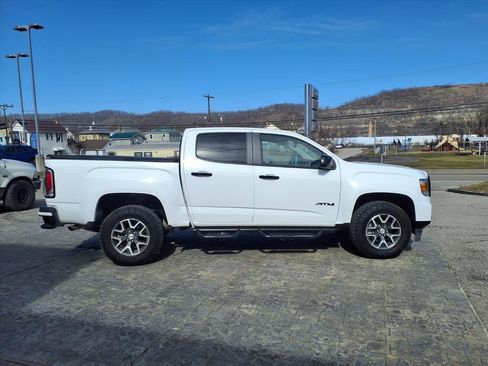 Used 2022 GMC Canyon AT4 image 6