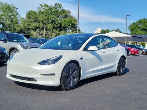 Used 2023 Tesla Model 3 Standard Range RWD image 2