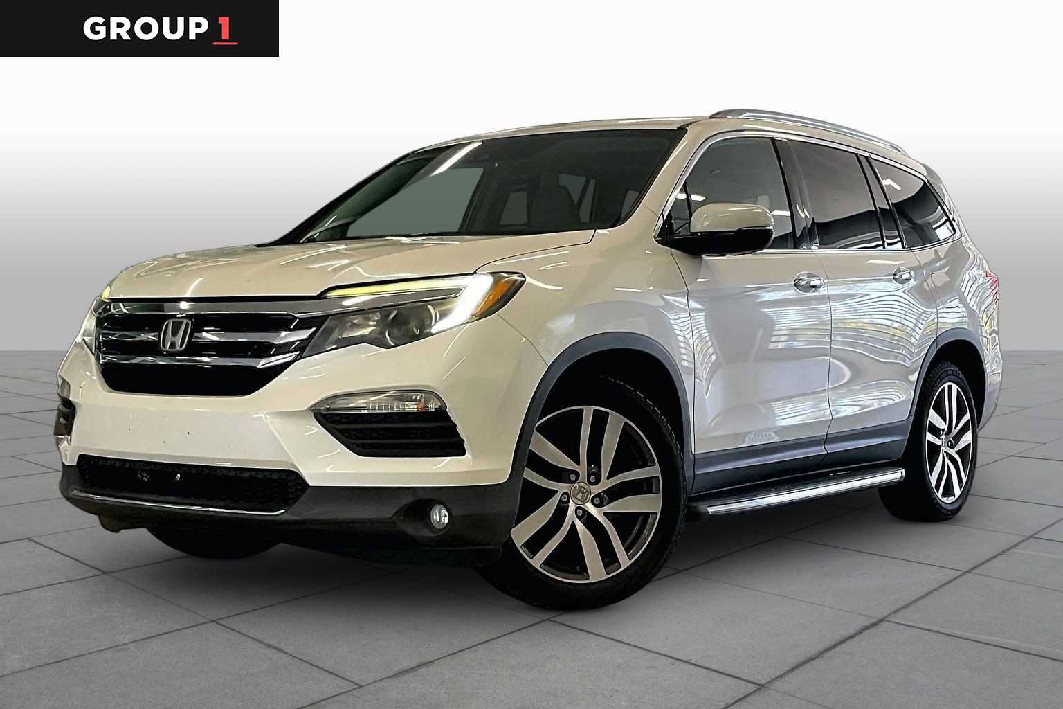 Used 2016 Honda Pilot Elite image 1