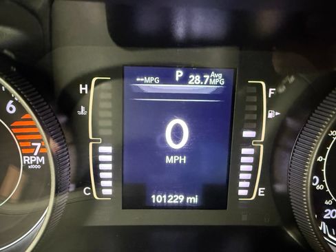 Used 2020 Jeep Cherokee Latitude Plus FWD image 16