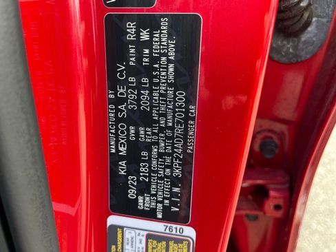 Used 2024 Kia Forte LXS image 27