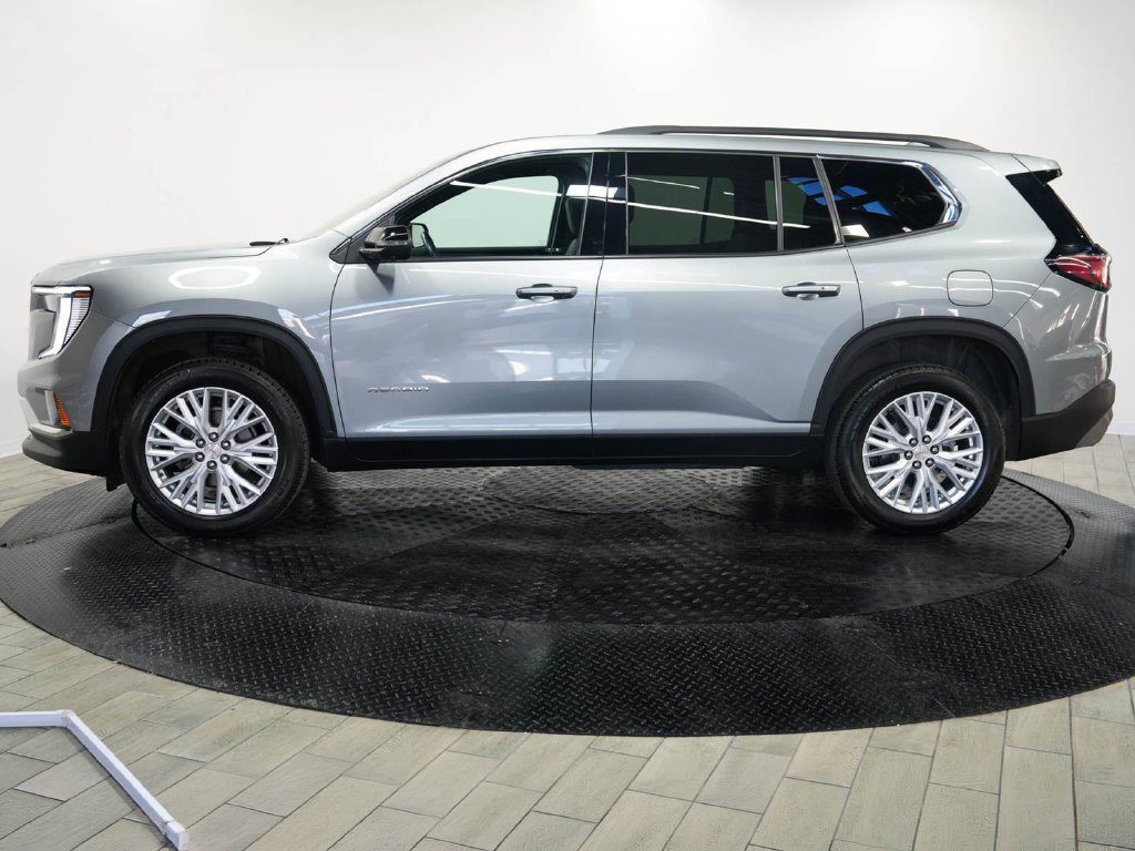 Used 2024 GMC Acadia Elevation w/ Luxury Package AWD/4WD image 4
