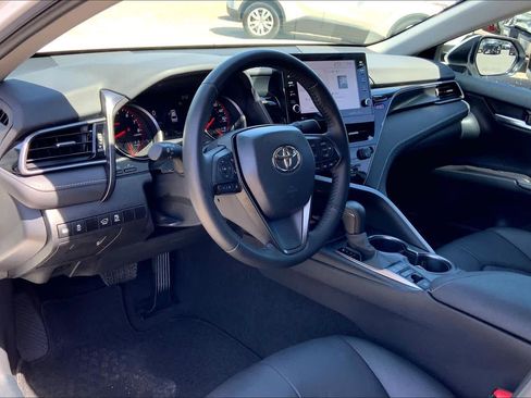 Used 2023 Toyota Camry XSE image 18