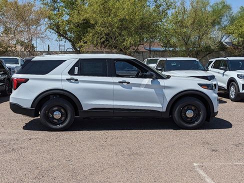 New 2025 Ford Explorer 4WD Police Interceptor image 8