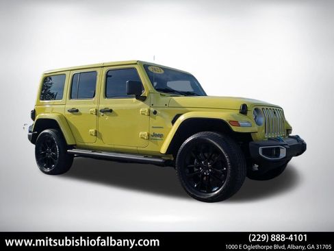 Used 2023 Jeep Wrangler Unlimited Sahara AWD/4WD image 1