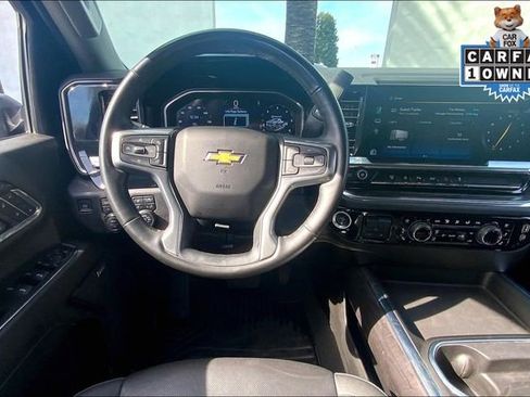 Used 2024 Chevrolet Silverado 2500 LTZ w/ LTZ Convenience Package image 5