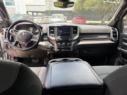 Used 2024 RAM 2500 Big Horn AWD/4WD image 10