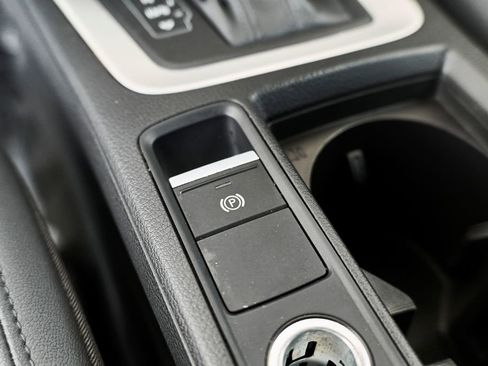 Used 2025 Audi Q3 2.0T Premium AWD/4WD image 29