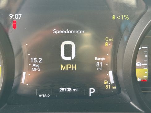 Used 2025 Jeep Wrangler Unlimited Rubicon 4xe image 32