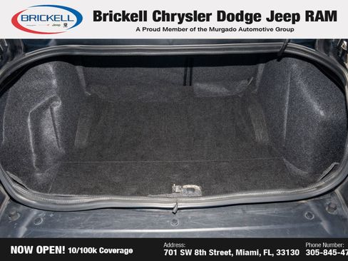 Used 2022 Dodge Challenger SXT image 9