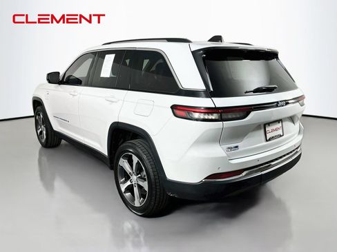 Used 2022 Jeep Grand Cherokee Limited 4xe AWD/4WD image 9