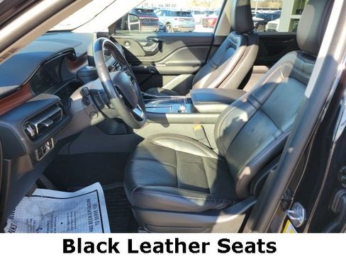 Certified 2023 Lincoln Aviator Reserve w/ Equipment Group 201A image 4