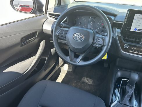 Used 2023 Toyota Corolla LE FWD image 15