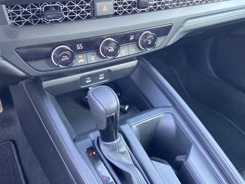 Used 2025 Honda Accord LX image 39