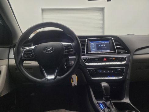 Used 2018 Hyundai Sonata SE FWD image 22