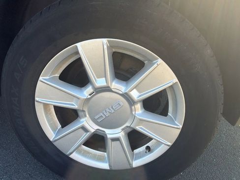 Used 2012 GMC Terrain SLE FWD image 12