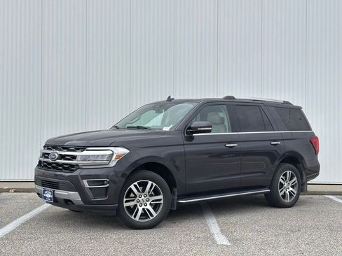 Used 2023 Ford Expedition Limited image 1