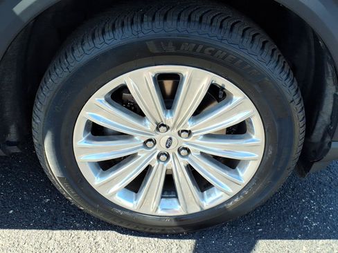Used 2022 Ford Explorer Limited AWD/4WD image 20