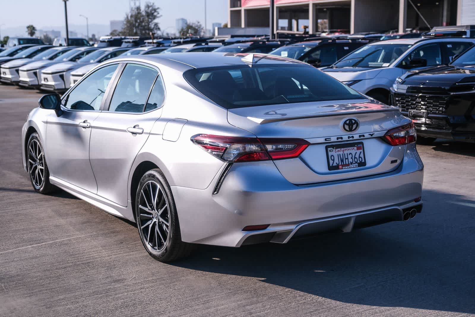 Certified 2024 Toyota Camry SE FWD image 6