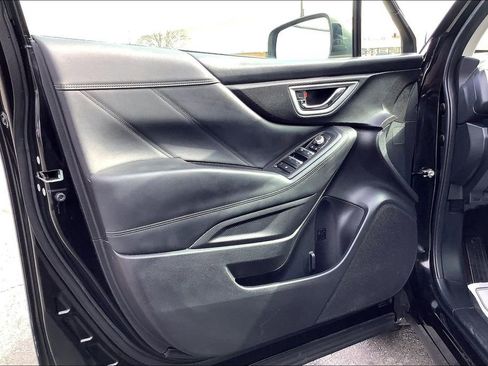 Used 2019 Subaru Forester Limited image 26