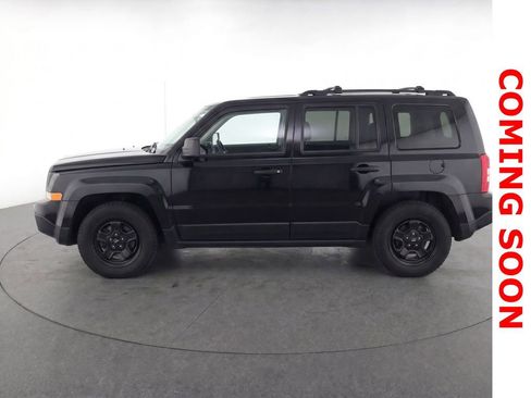 Used 2010 Jeep Patriot Sport FWD image 8