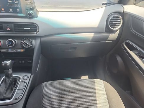 Used 2019 Hyundai Kona SEL AWD/4WD image 11