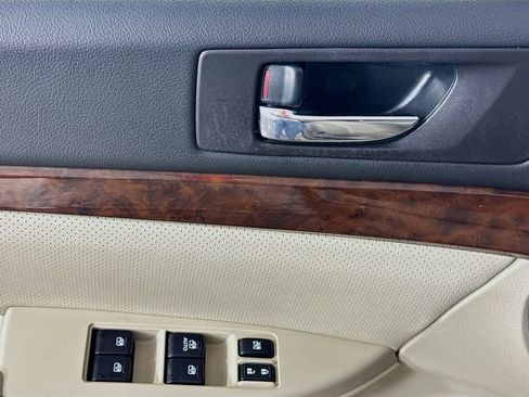 Used 2014 Subaru Legacy 2.5i Limited w/ Moonroof Package image 20