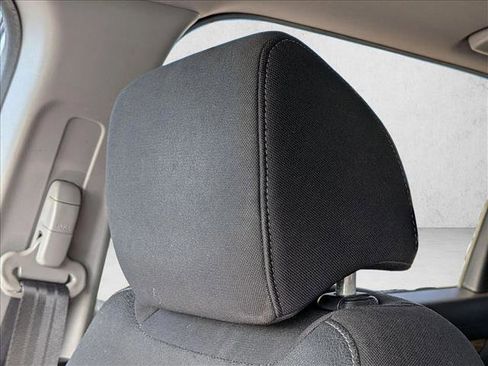 Used 2022 Honda CR-V EX image 12