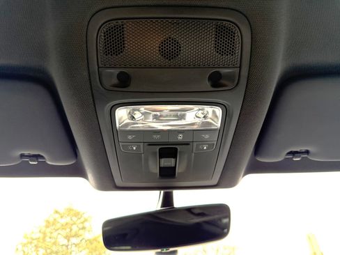 Used 2018 Audi Q3 2.0T Premium Plus image 25