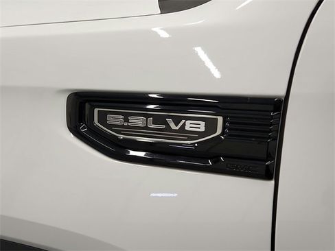 Used 2023 GMC Sierra 1500 Elevation image 30