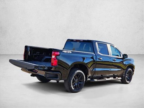 New 2026 Chevrolet Silverado 1500 Custom image 2