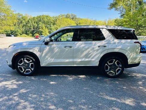 Used 2024 Hyundai Palisade Limited image 9