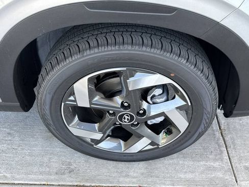 New 2026 Hyundai Venue SEL FWD image 14
