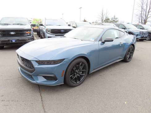New 2026 Ford Mustang Coupe RWD image 3