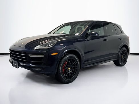 Used 2018 Porsche Cayenne GTS image 1