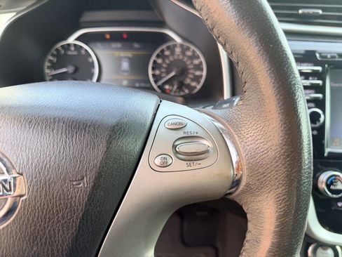 Used 2017 Nissan Murano SL image 17